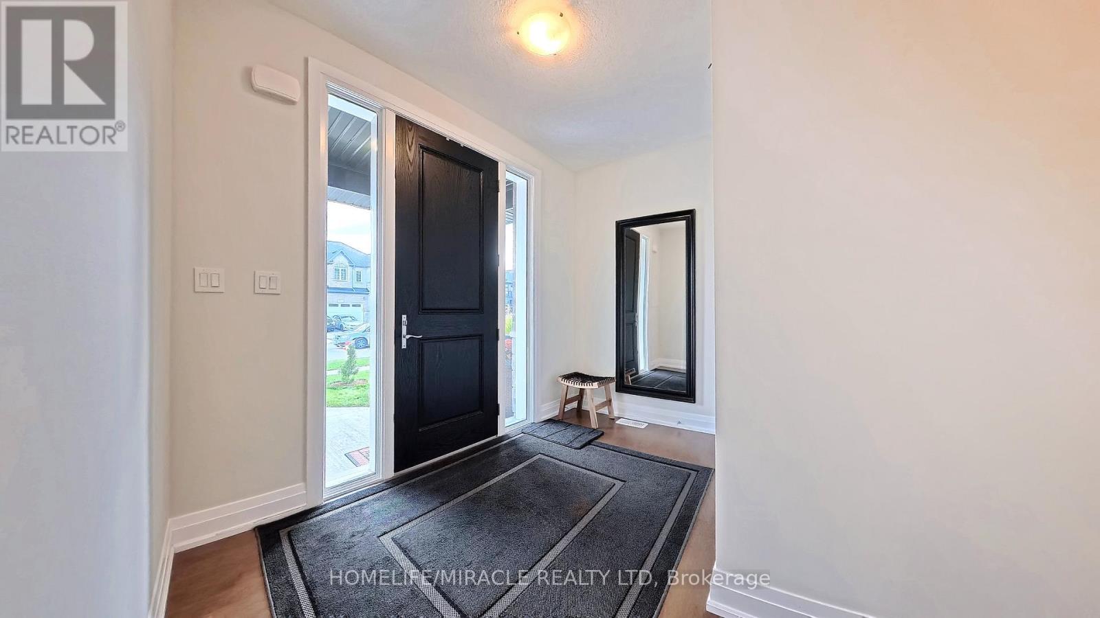 63 IAN ORMSTON DRIVE - 4