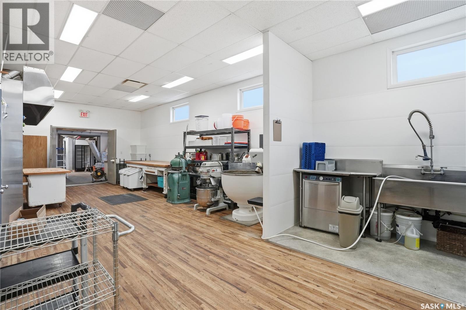 339 Centre STREET — photo 18