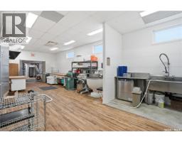 339 Centre Street, Assiniboia, SK S0H0B0 Photo 13