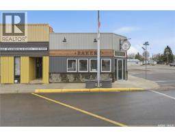339 Centre Street, Assiniboia, SK S0H0B0 Photo 34