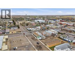 339 Centre Street, Assiniboia, SK S0H0B0 Photo 15