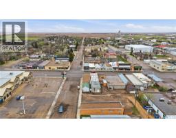 339 Centre Street, Assiniboia, SK S0H0B0 Photo 17