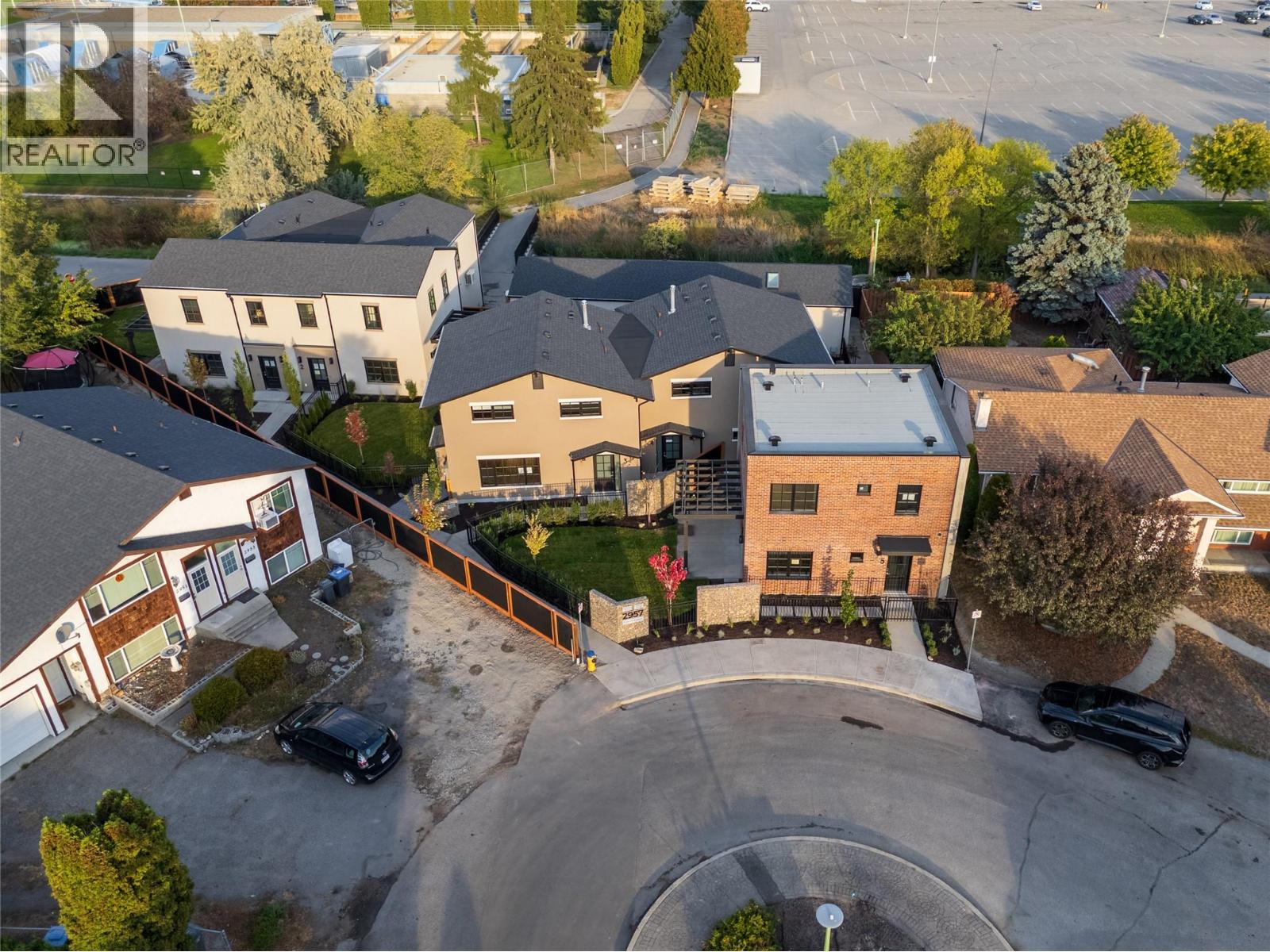 #3 2957 Conlin Court - 44