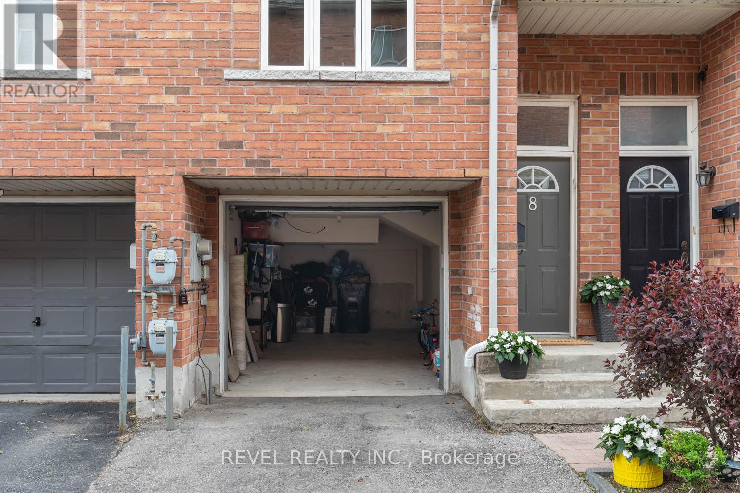 8 GROGAN MEWS - 36