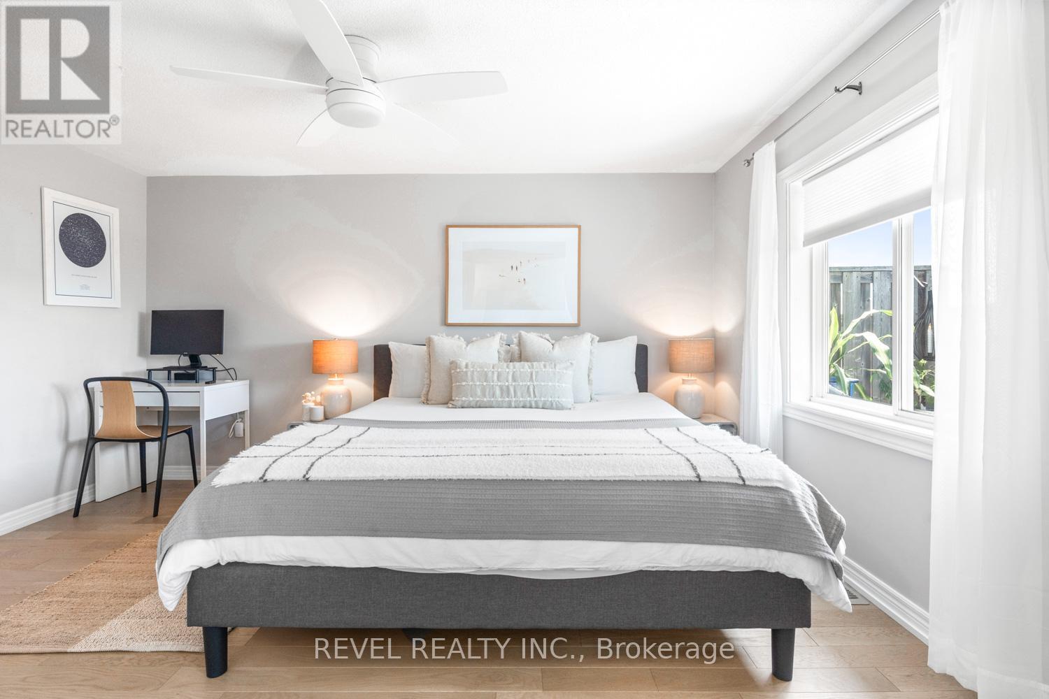 8 GROGAN MEWS - 16