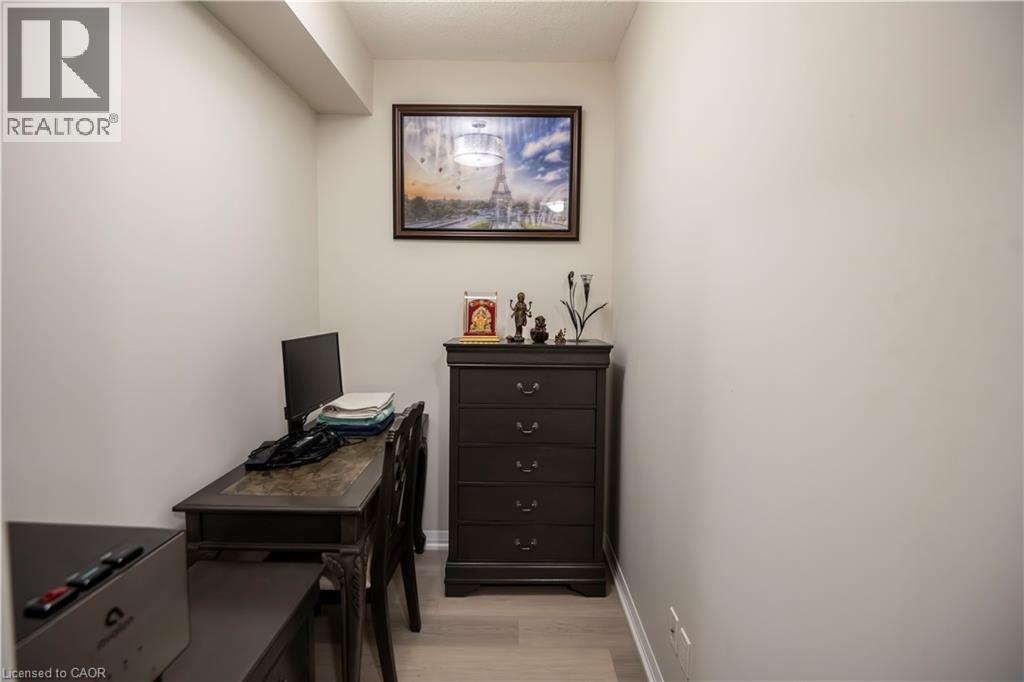 #1601 75 EGLINTON Avenue W - 12