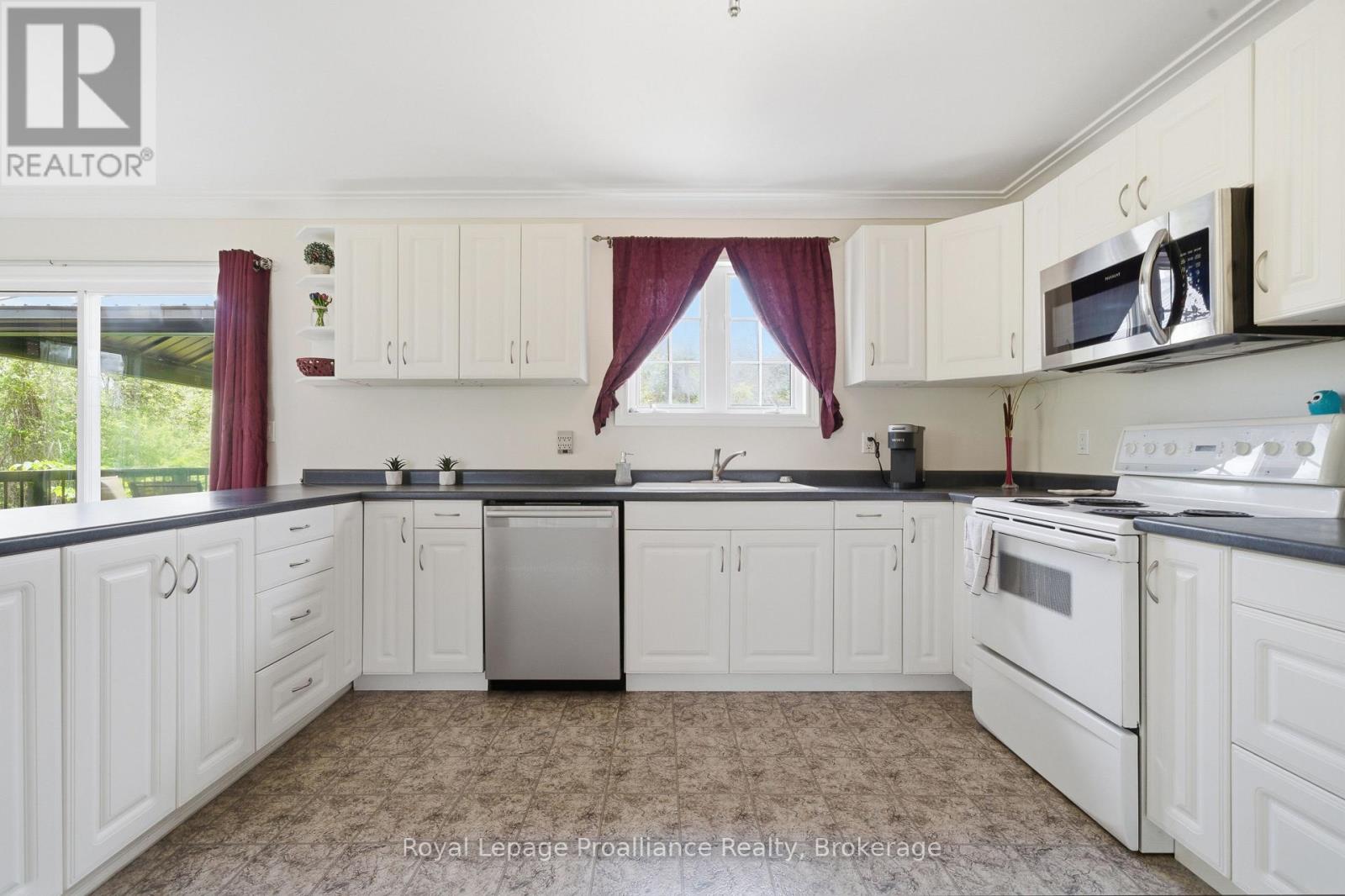 727 MITCHELL ROAD - 7