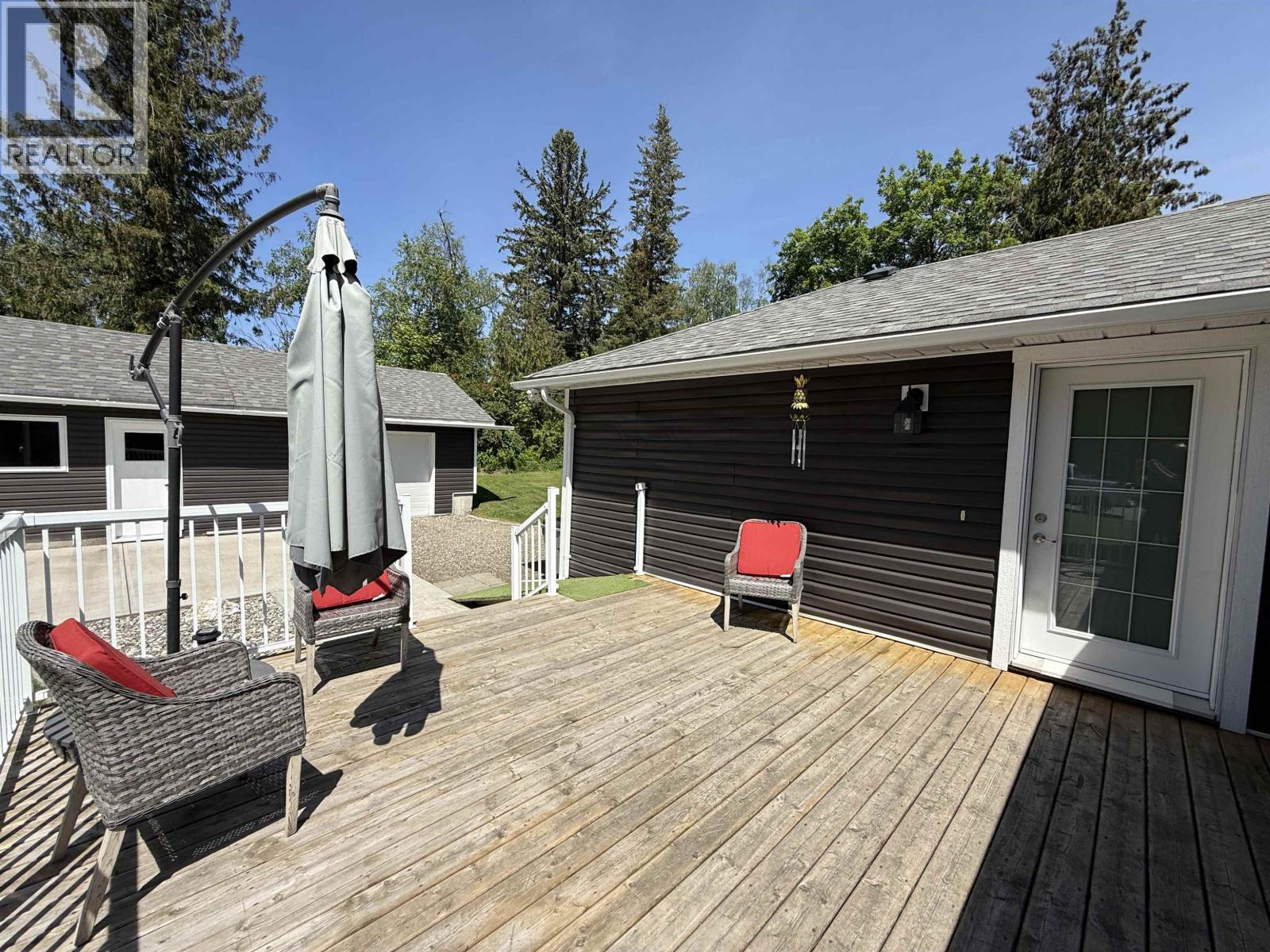 913 JOHNSTON AVENUE - 26