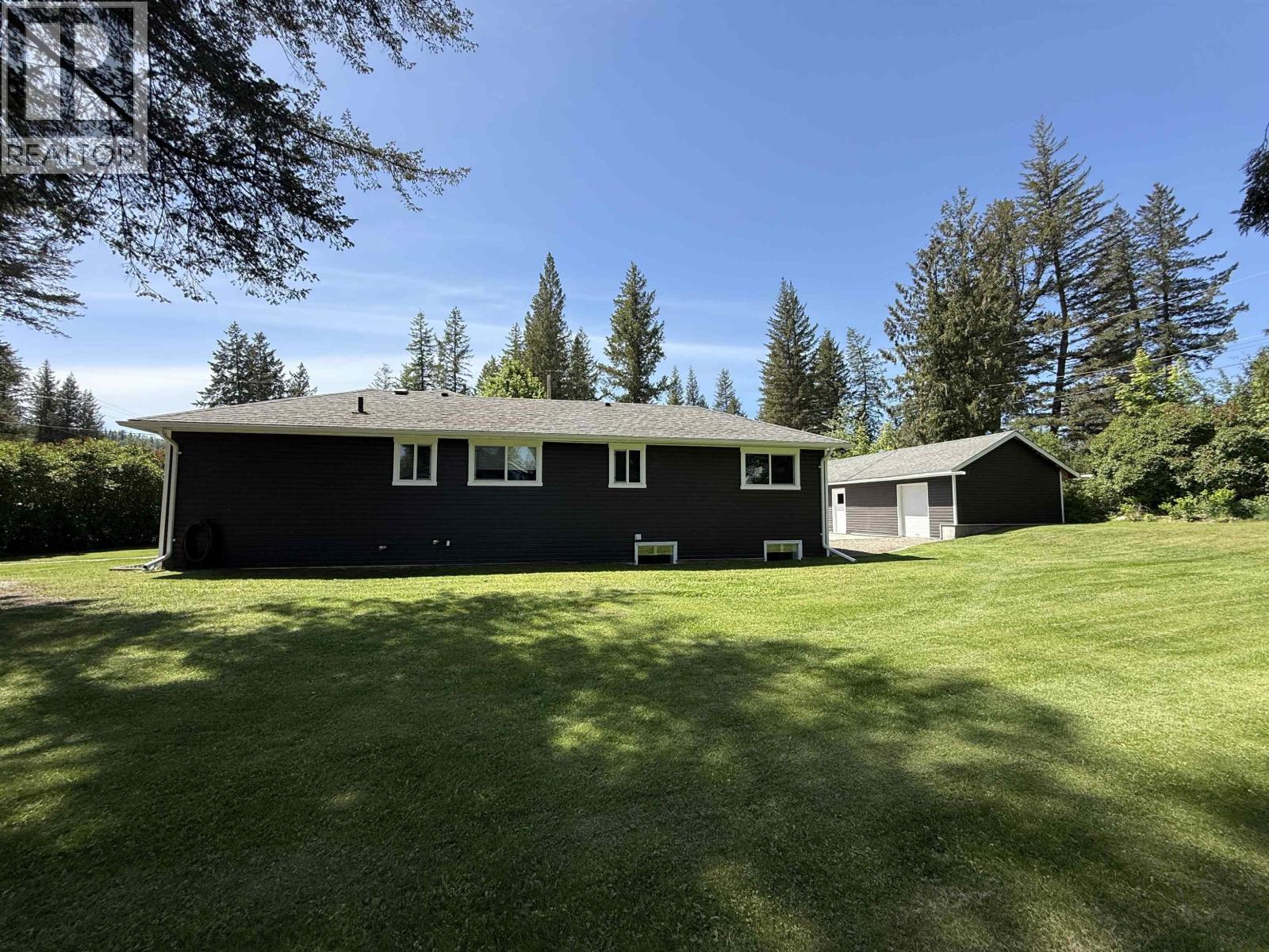 913 JOHNSTON AVENUE - 34
