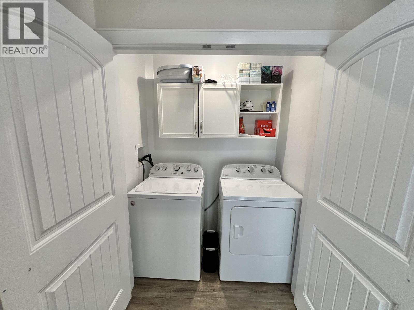 913 JOHNSTON AVENUE - 22