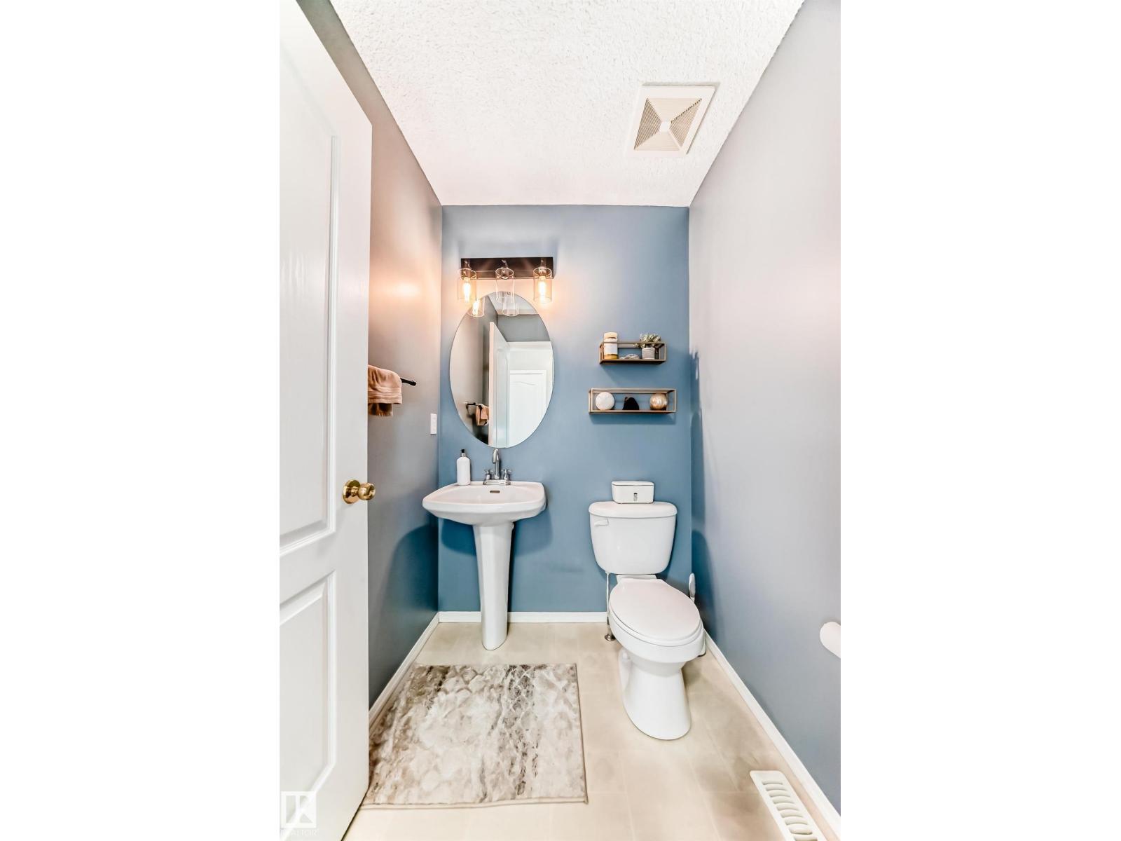 17233 88 ST NW - 22