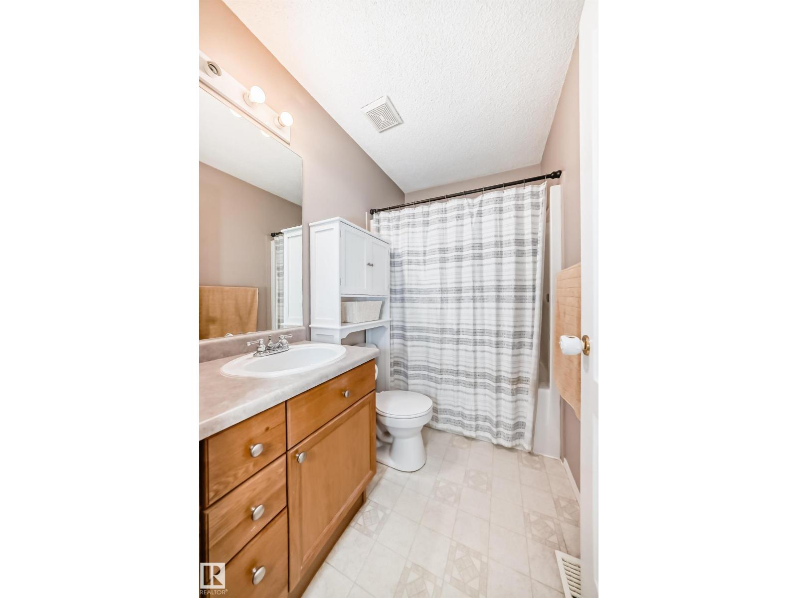 17233 88 ST NW - 36