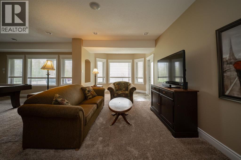 180 Lindstrom Crescent, Fort McMurray