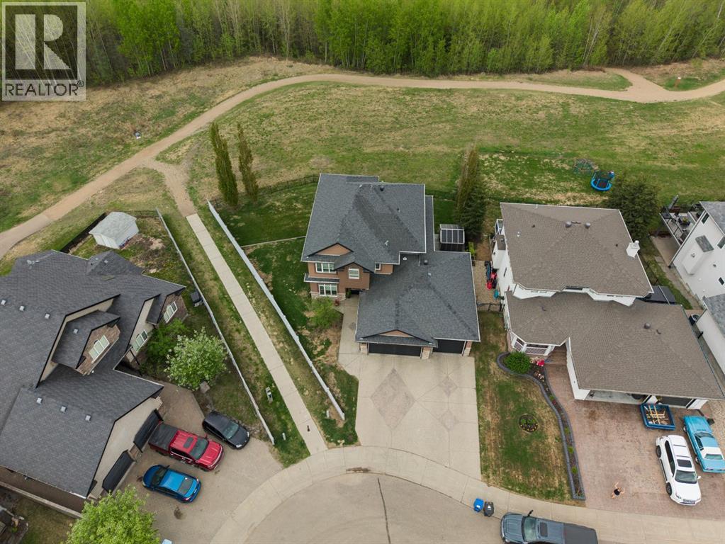 180 Lindstrom Crescent, Fort McMurray