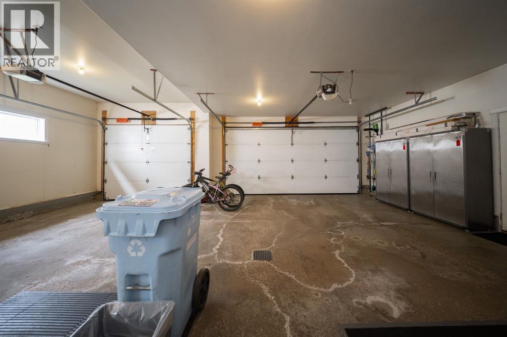 180 Lindstrom Crescent, Fort McMurray