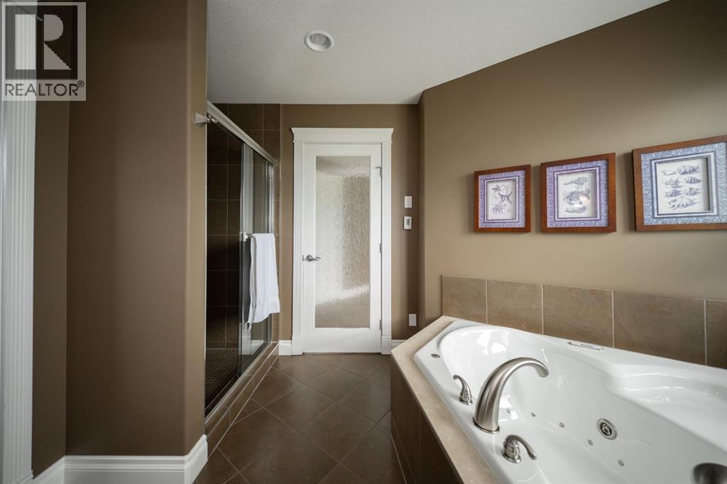 180 Lindstrom Crescent, Fort McMurray