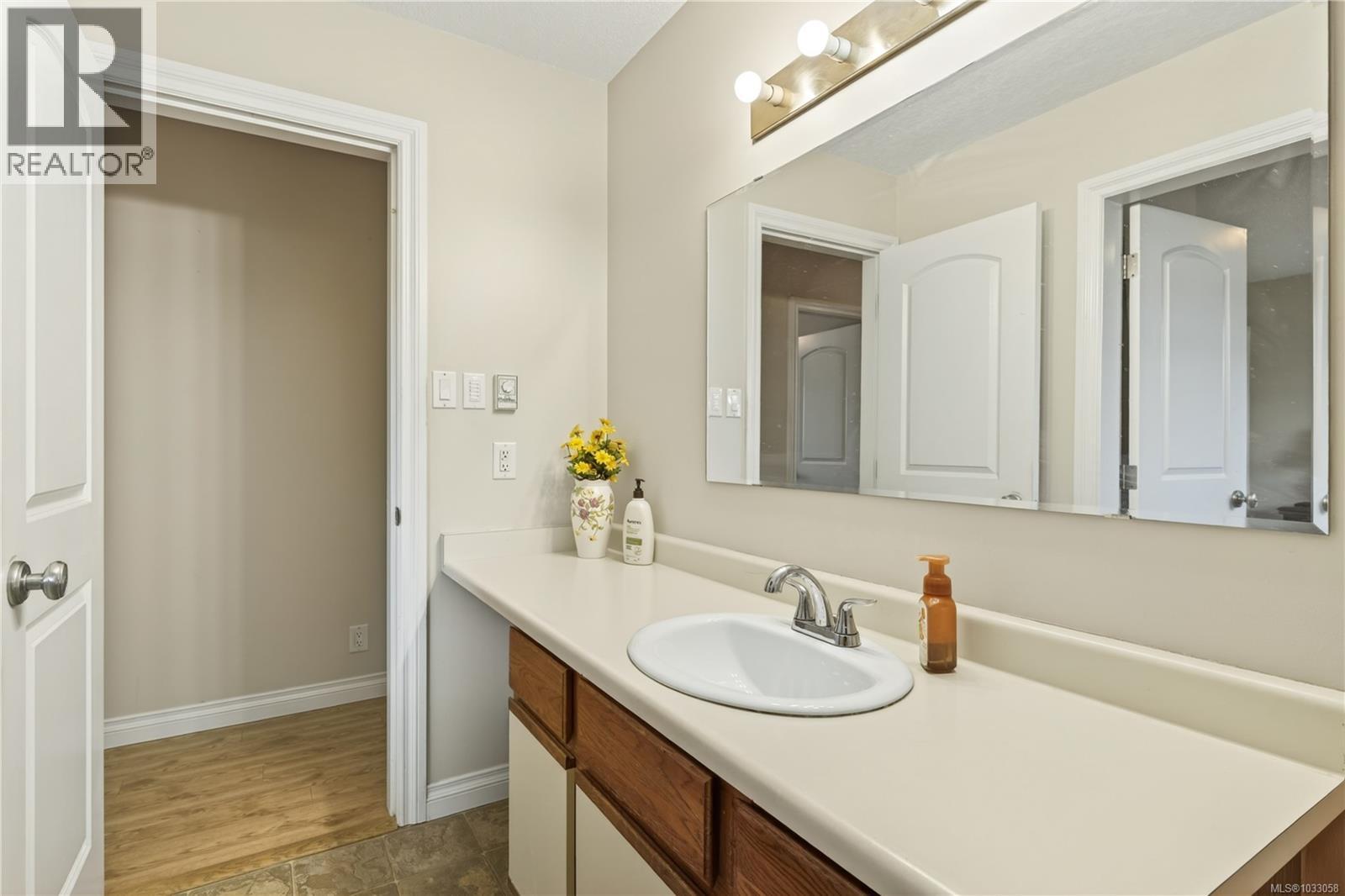 441 Deering St - 28