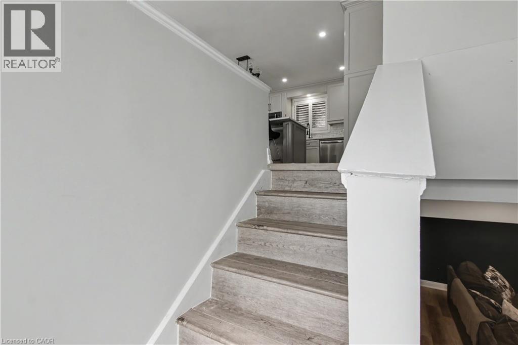 44 OAKHURST Crescent - 8