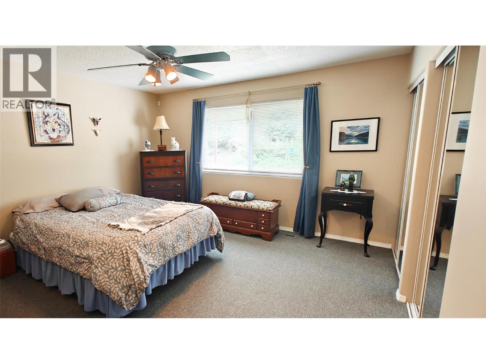 275 10th Avenue - 25