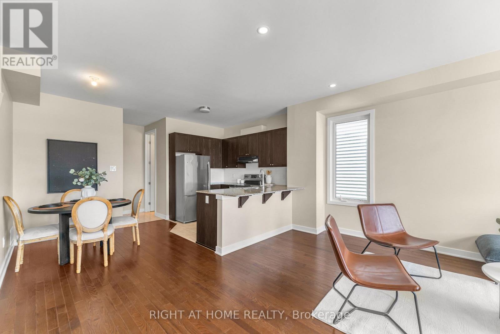 6319 PERTH STREET - 13
