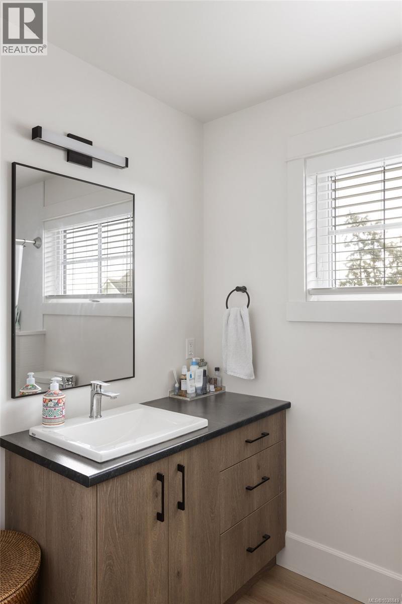 839 Clayton Rd - 34