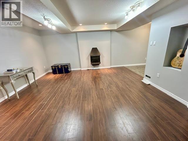 5515 W 57 AVENUE - 21