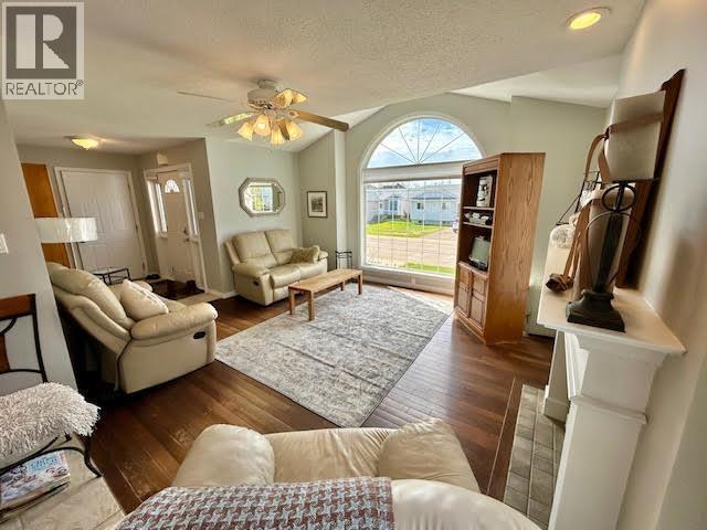 5515 W 57 AVENUE - 11