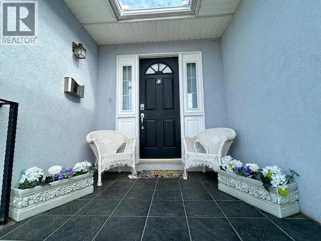 5515 W 57 AVENUE - Image 2
