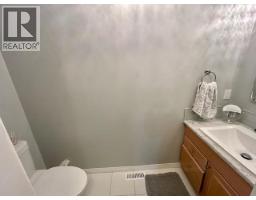 5515 W 57 Avenue, Fort Nelson, BC V0C1R0 Photo 15