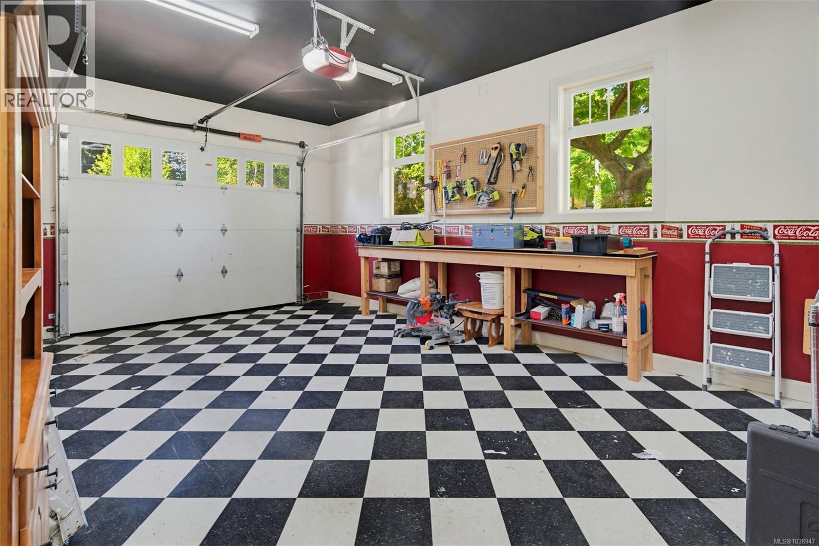 1559 Dufour Rd - 41