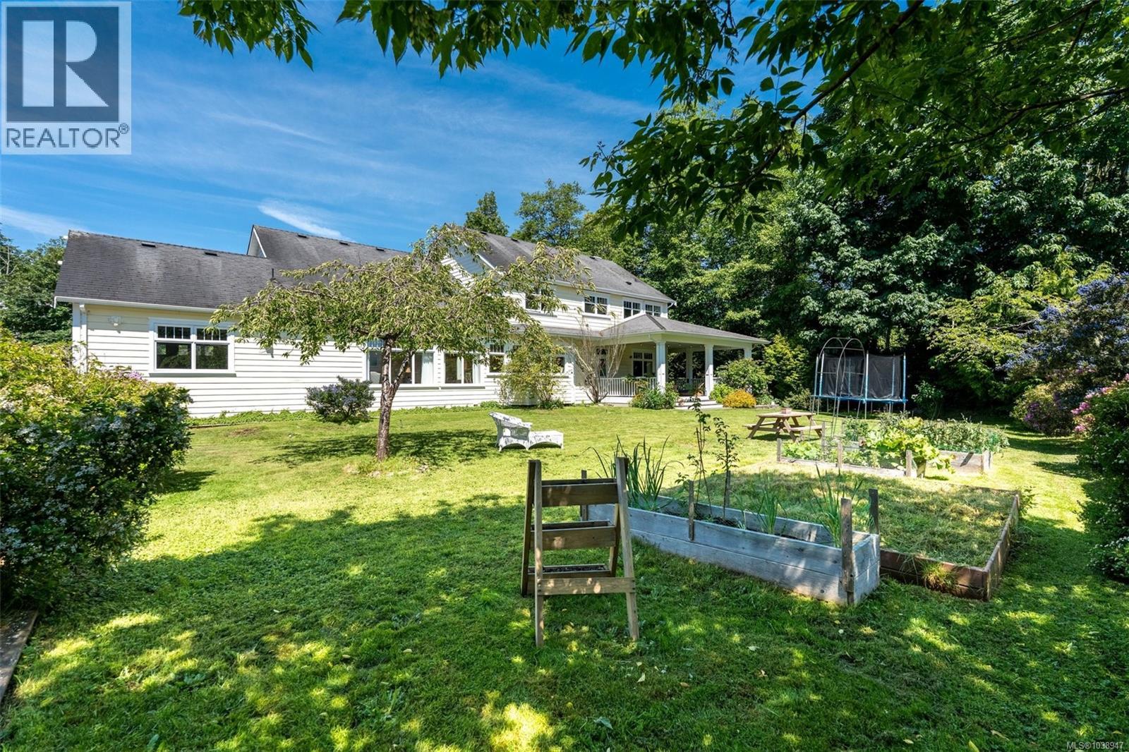 1559 Dufour Rd - 45