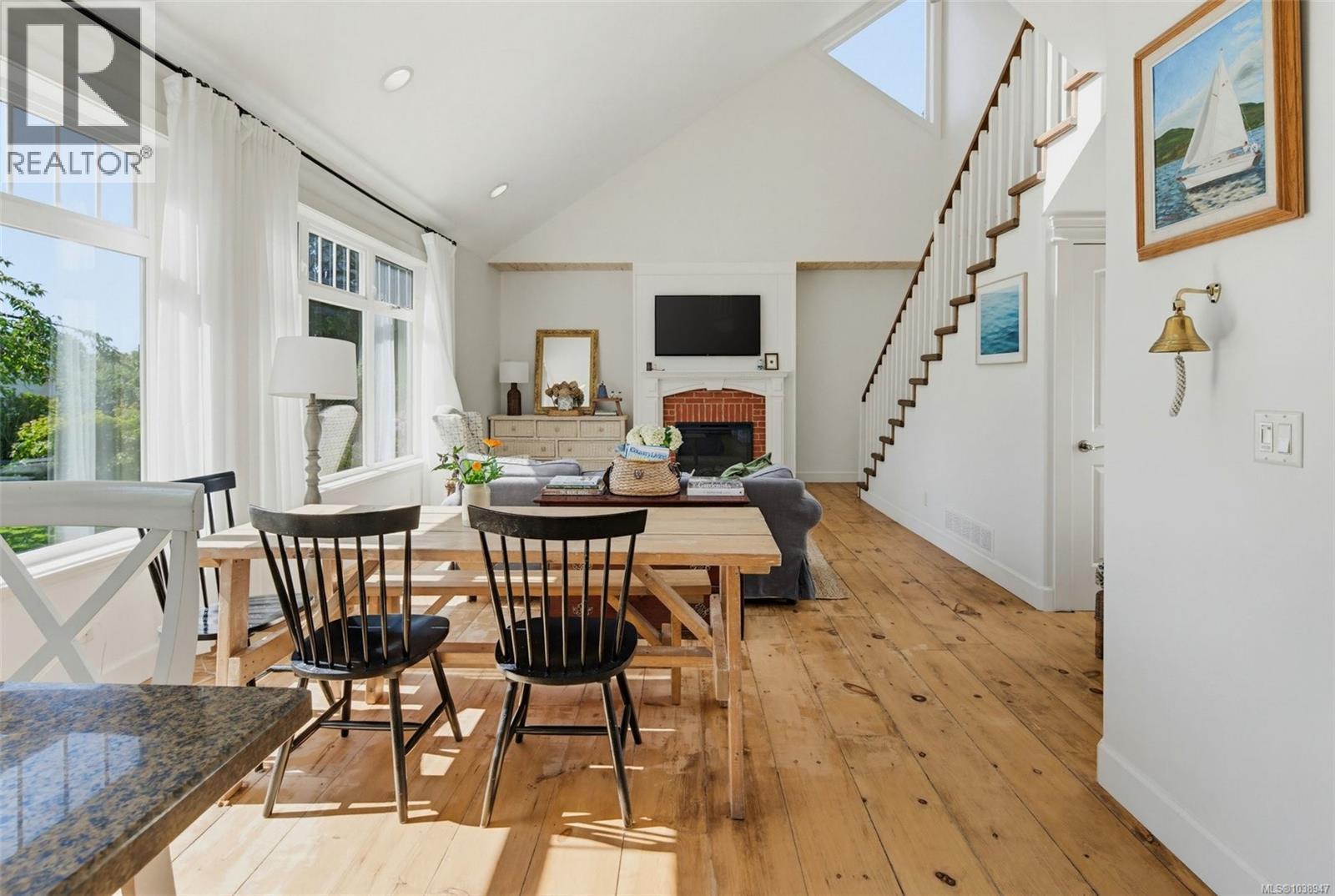 1559 Dufour Rd - 19