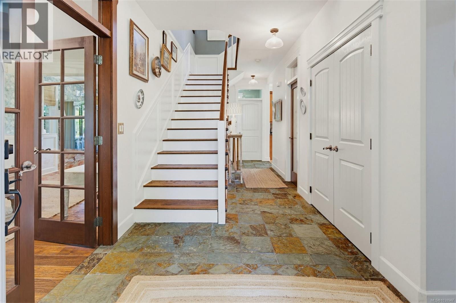 1559 Dufour Rd - 9