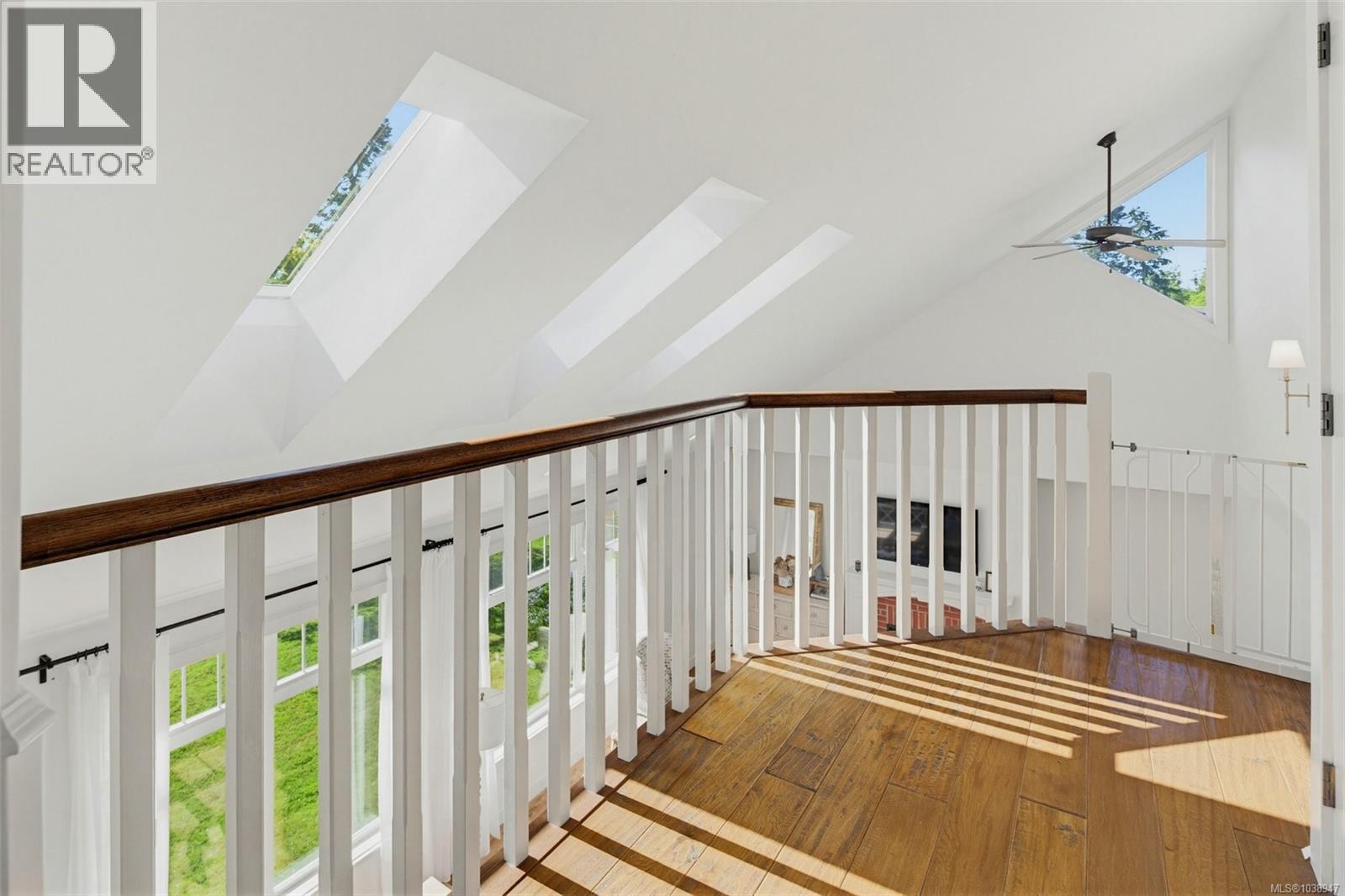 1559 Dufour Rd - 24