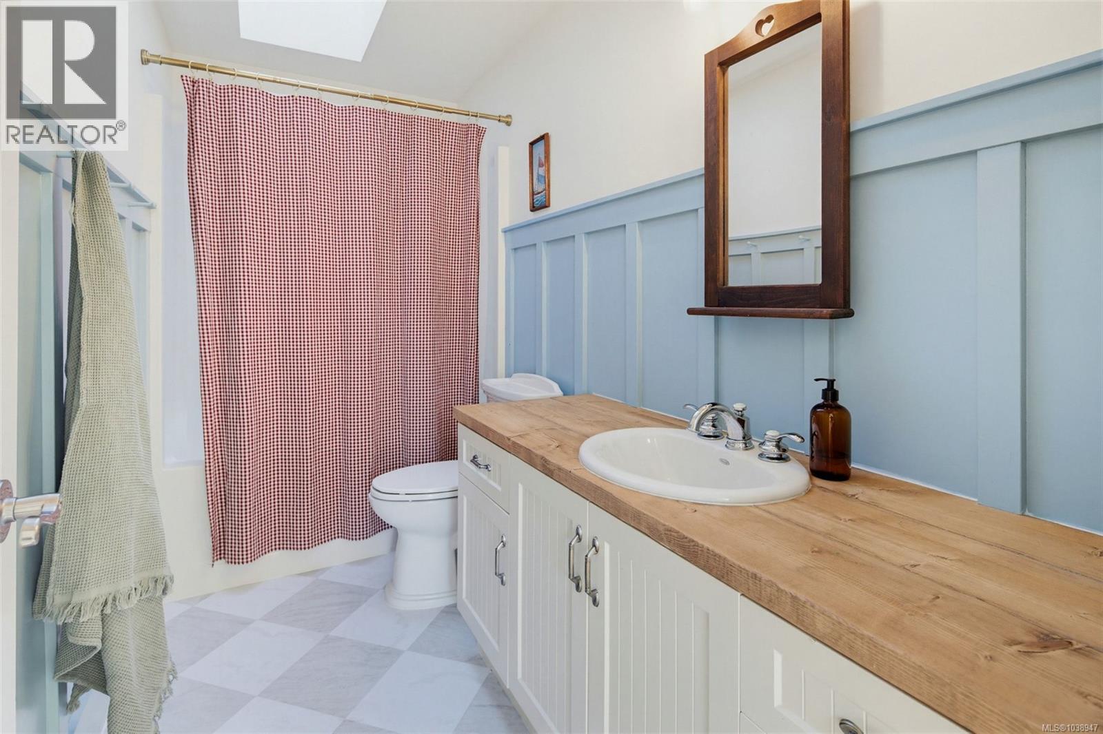 1559 Dufour Rd - 33