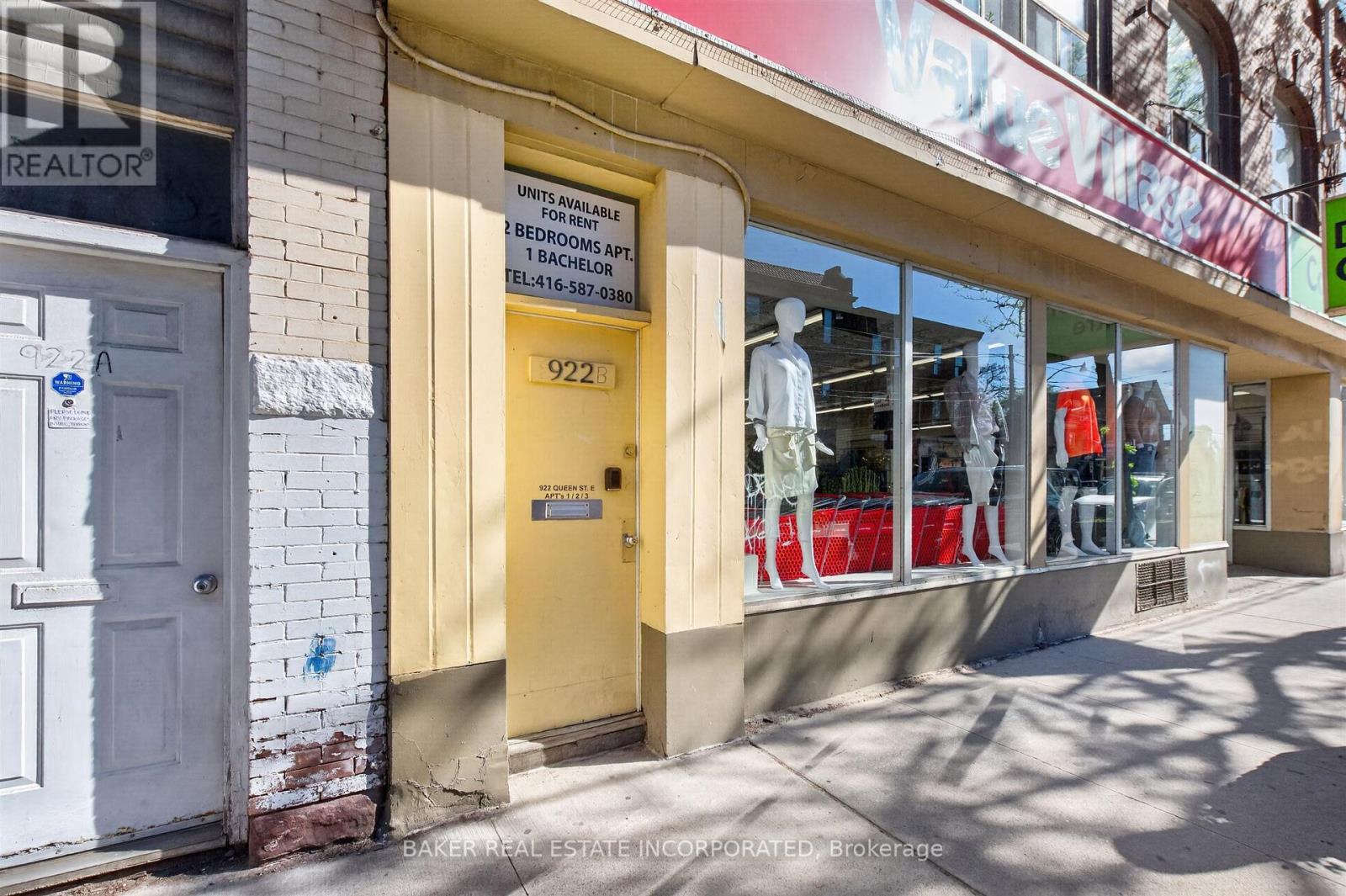 Listing photo of 2 - 922 QUEEN STREET E