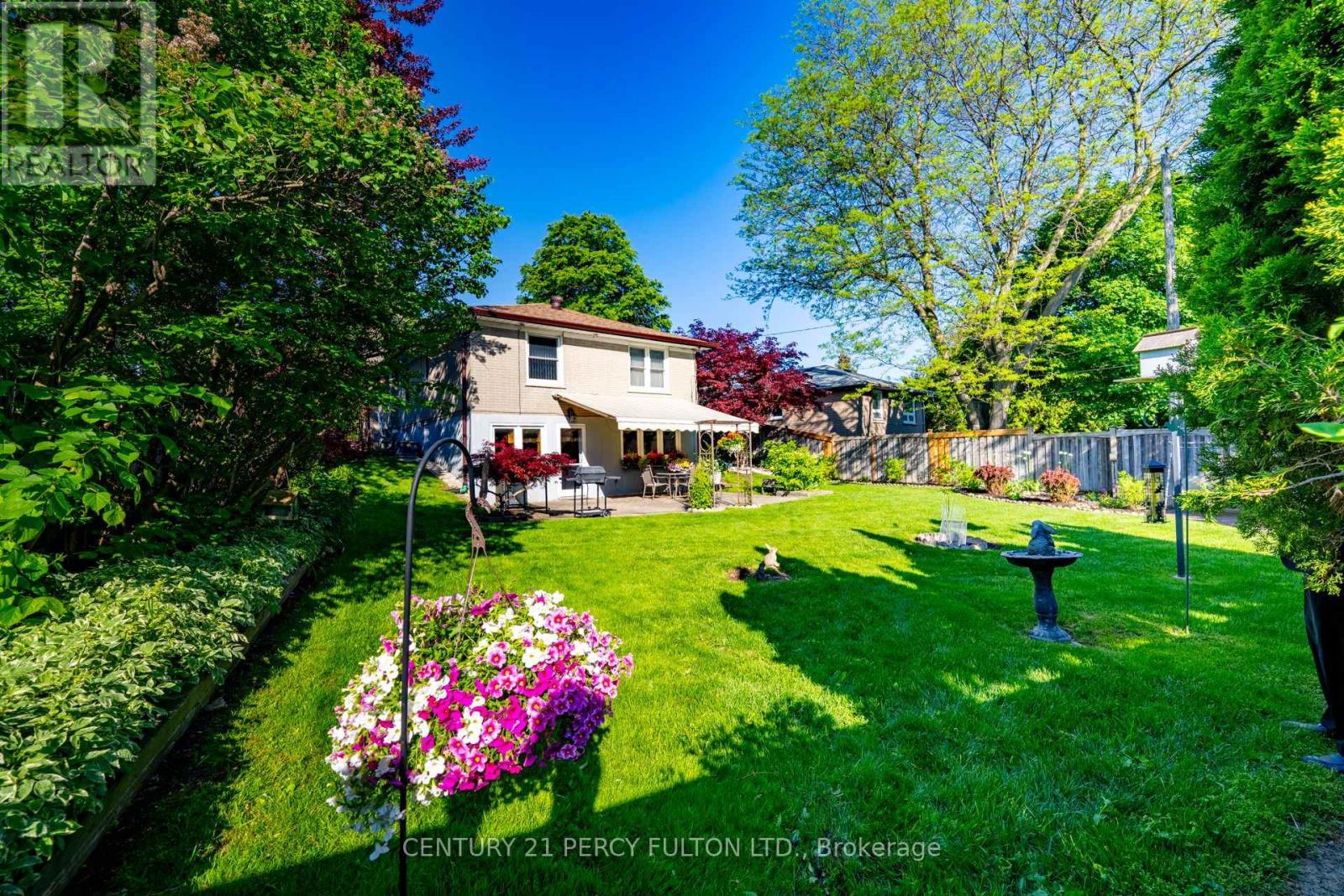 3 HENDERSON AVENUE - 1