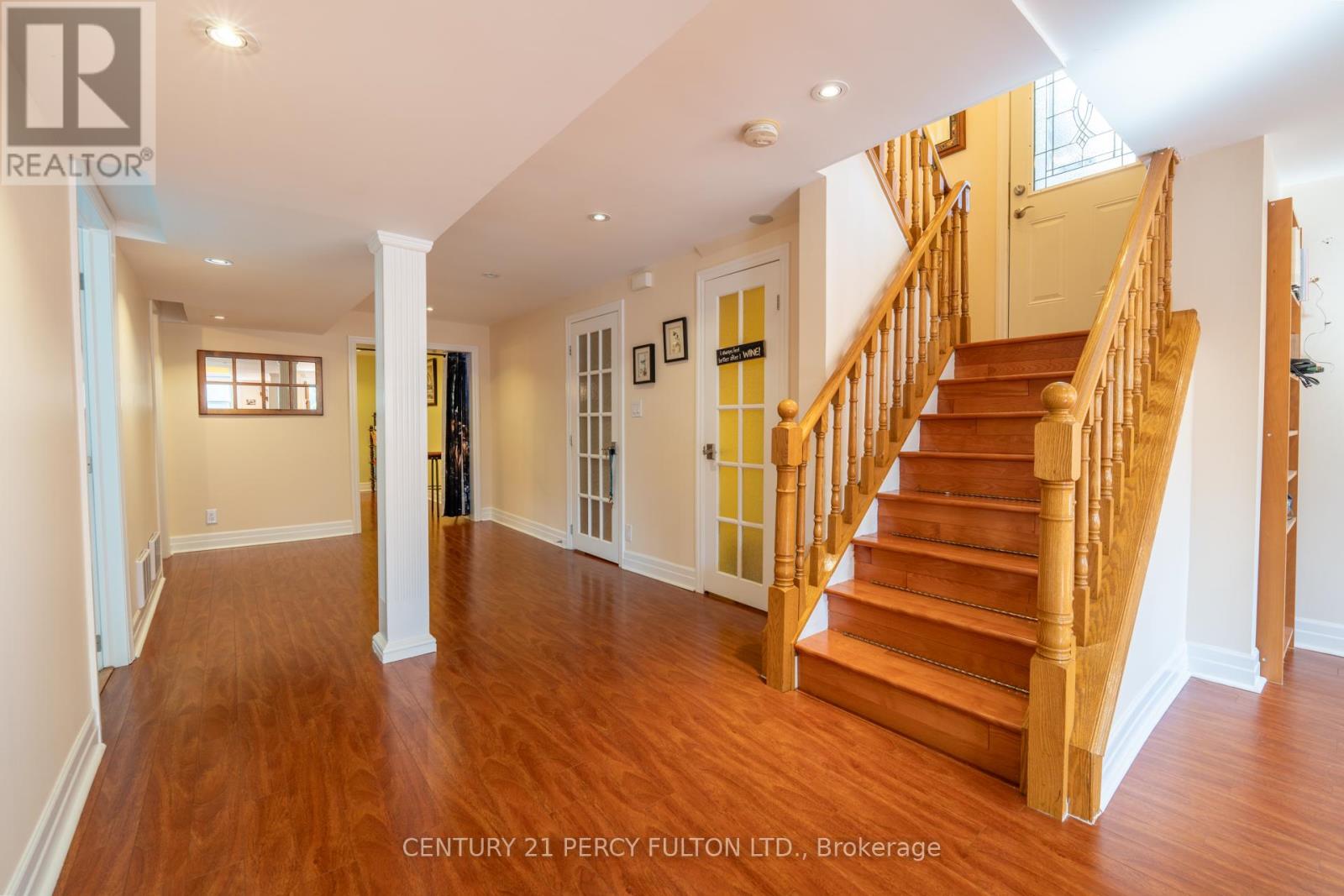 3 HENDERSON AVENUE - 21