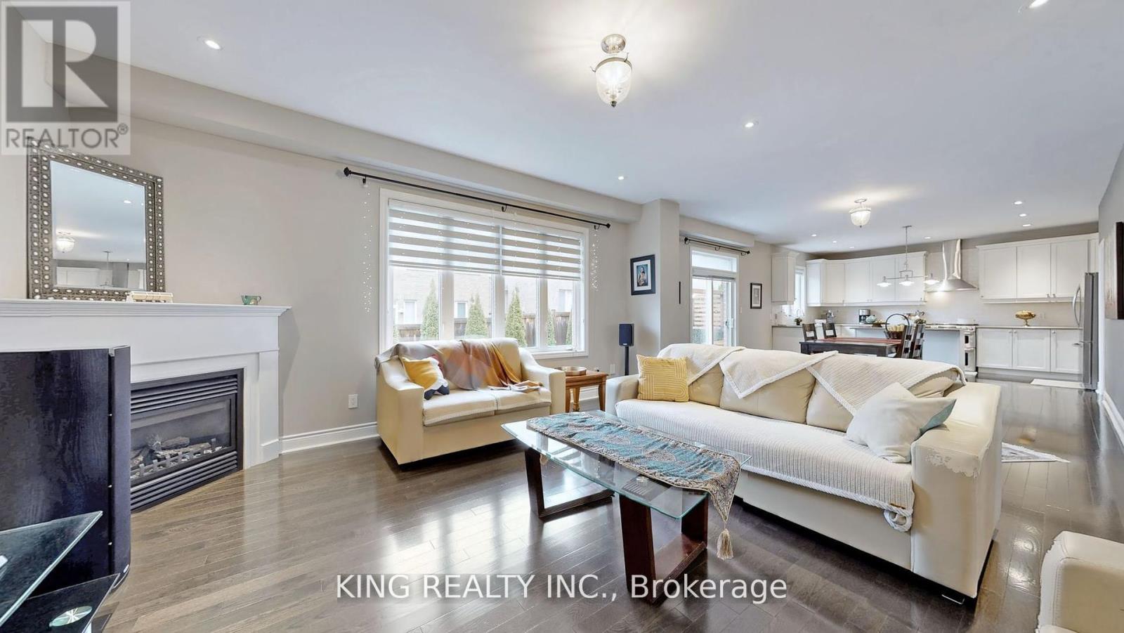 939 GORING CIRCLE - 10