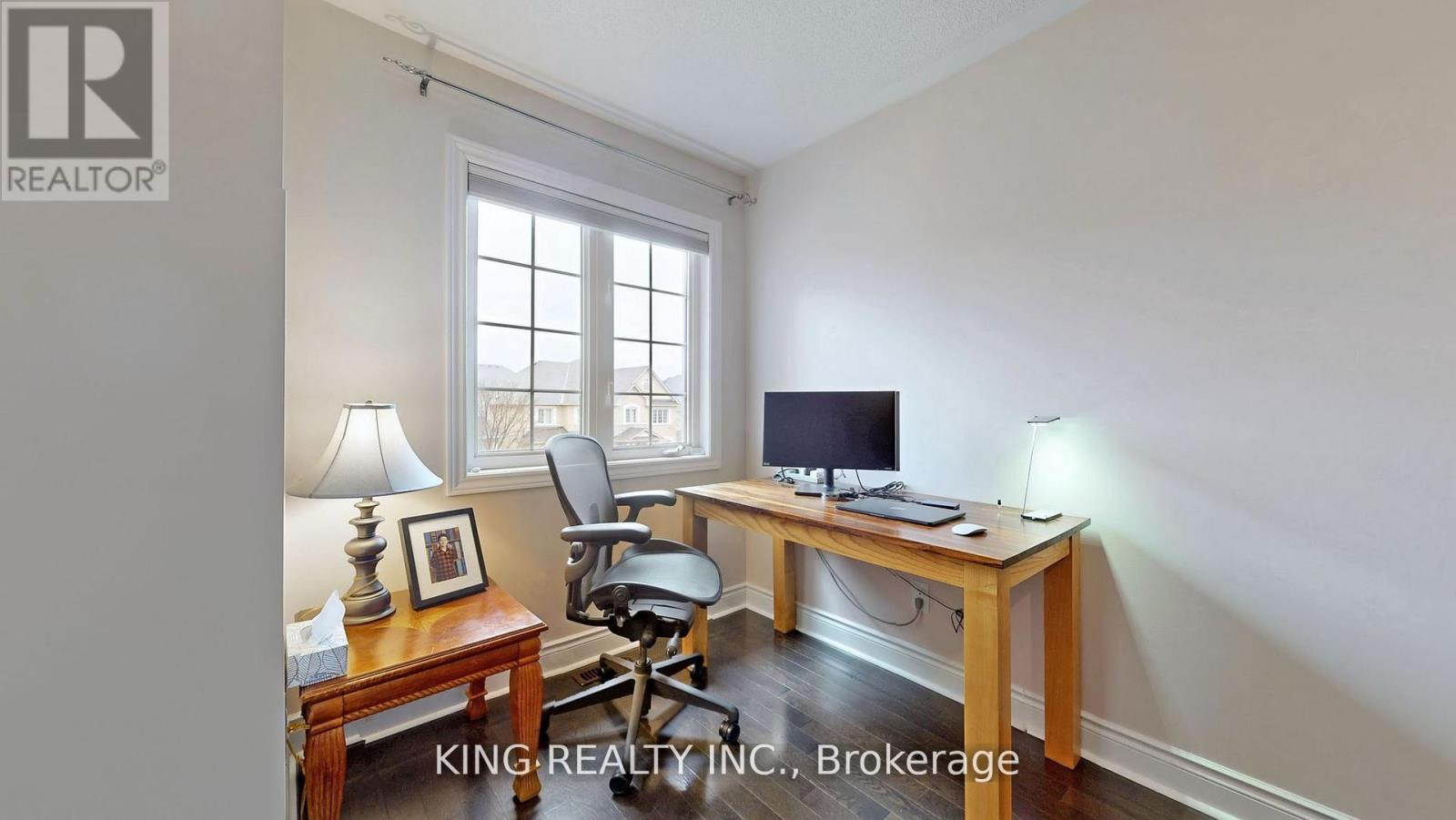 939 GORING CIRCLE - 21