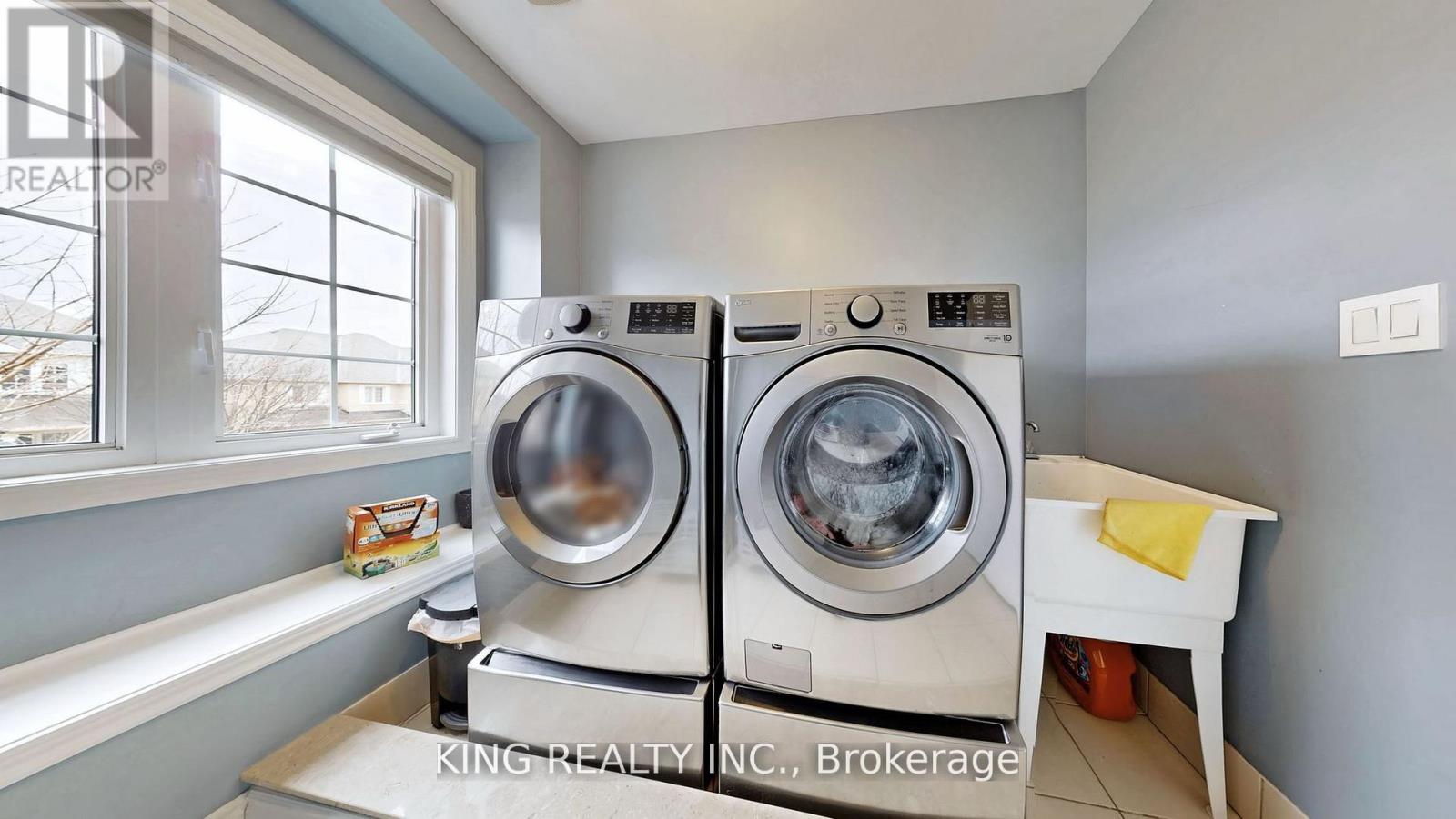 939 GORING CIRCLE - 29