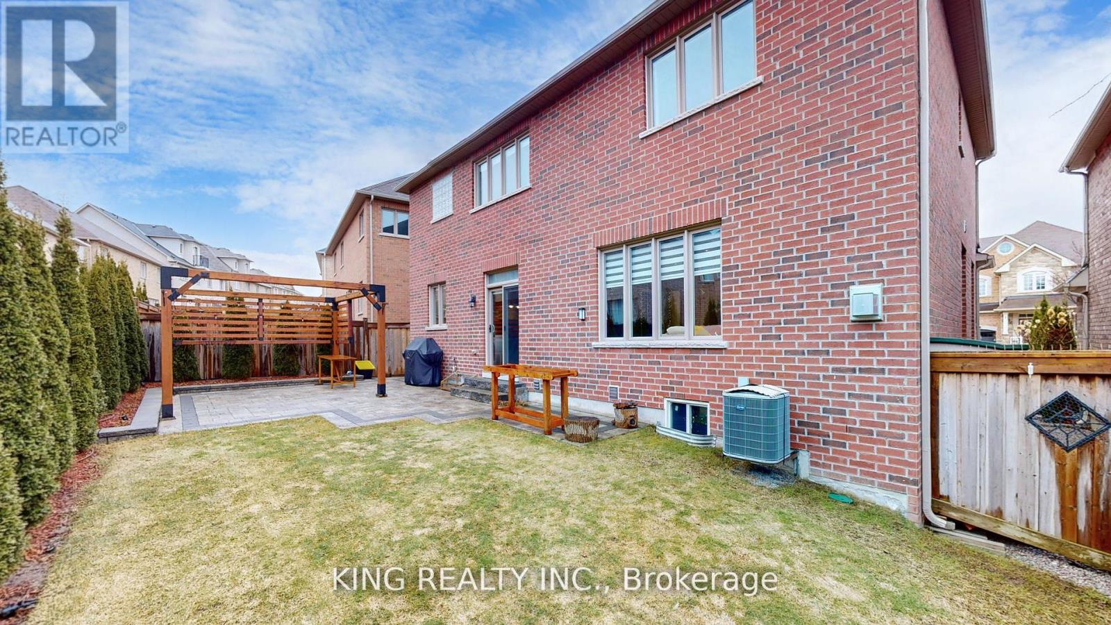939 GORING CIRCLE - 34