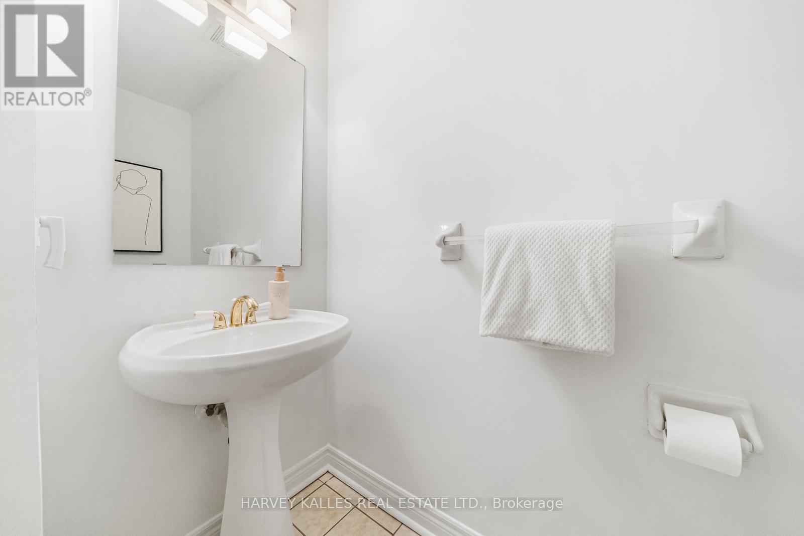27 BENSON AVENUE - 24