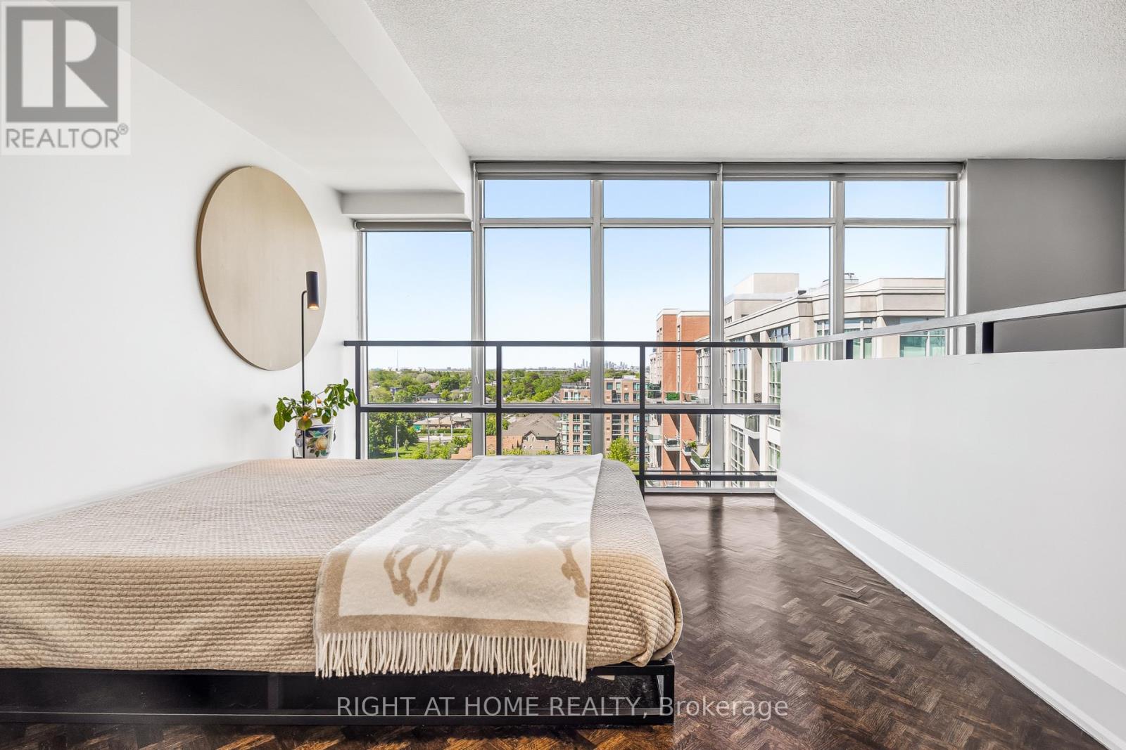 #612 250 MANITOBA STREET - 23