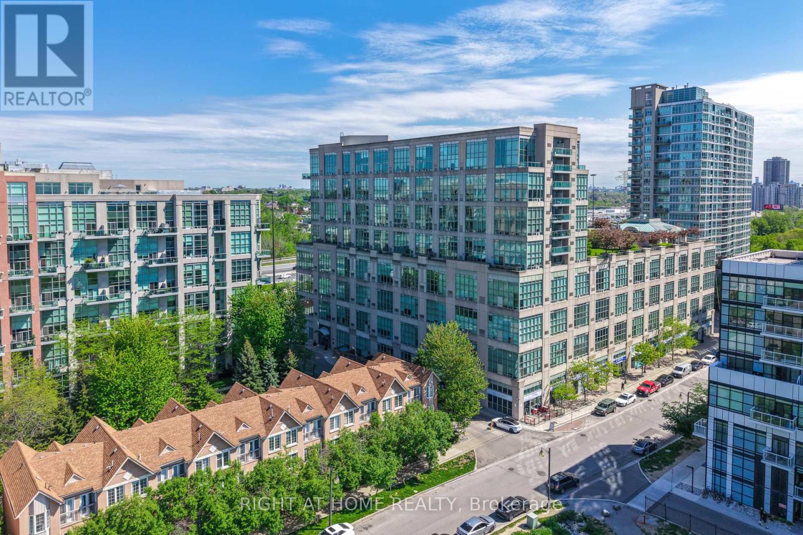 #612 250 MANITOBA STREET - 35