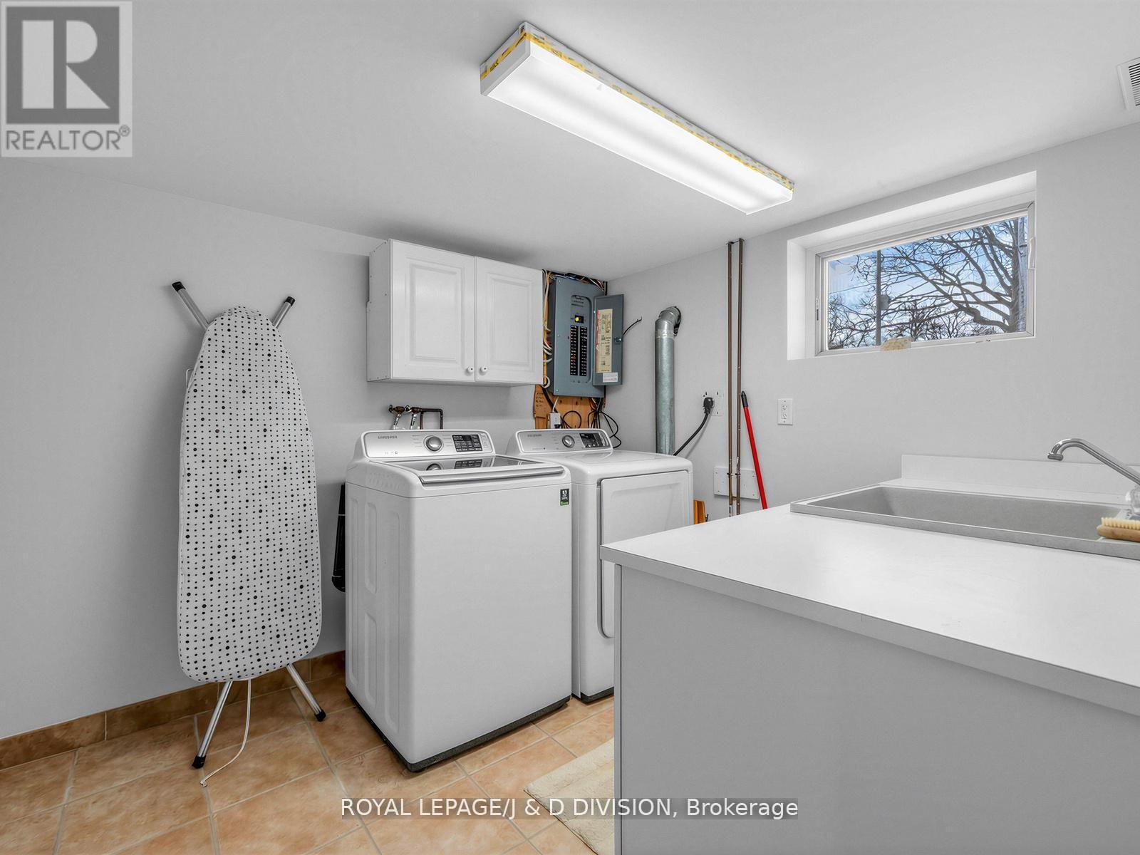 112 ROSE PARK DRIVE - 24