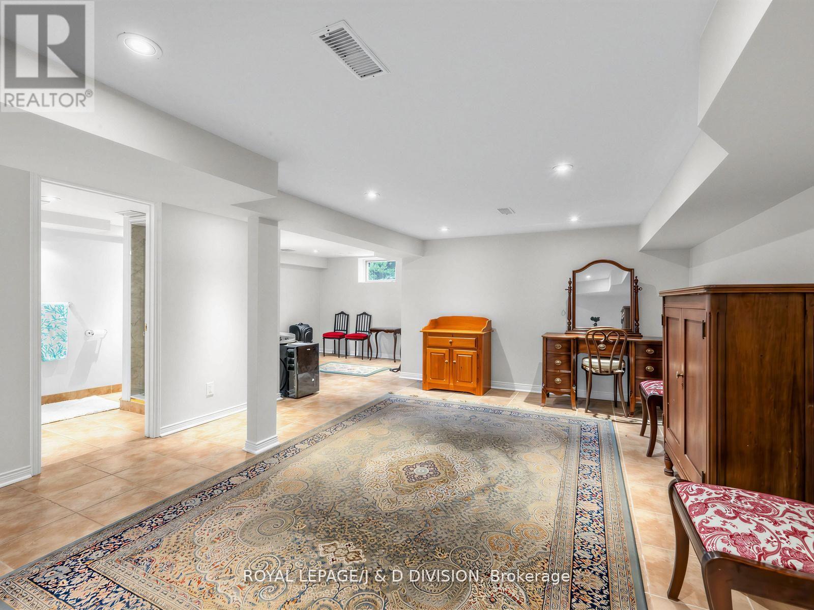 112 ROSE PARK DRIVE - 26