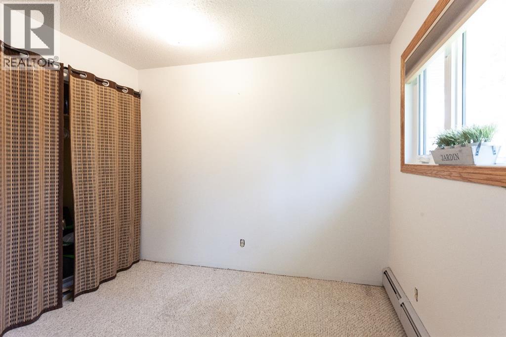 140014 Township Road 150 — photo 38
