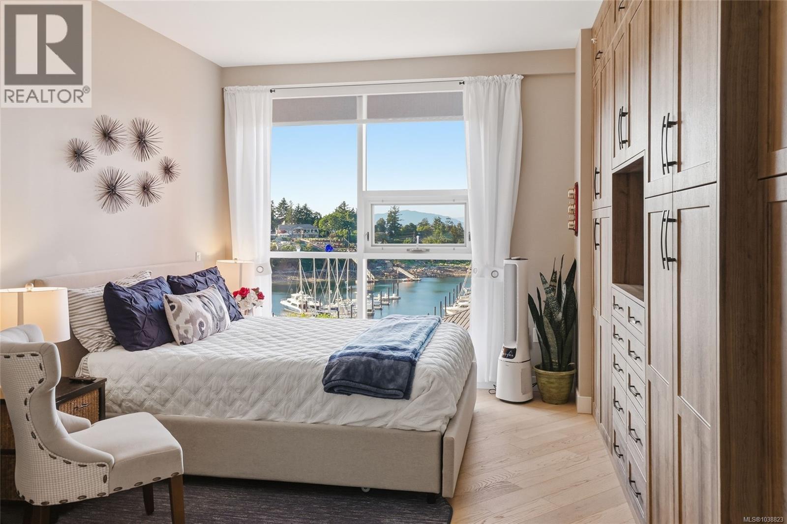 502 3529 Dolphin Dr, Nanoose Bay