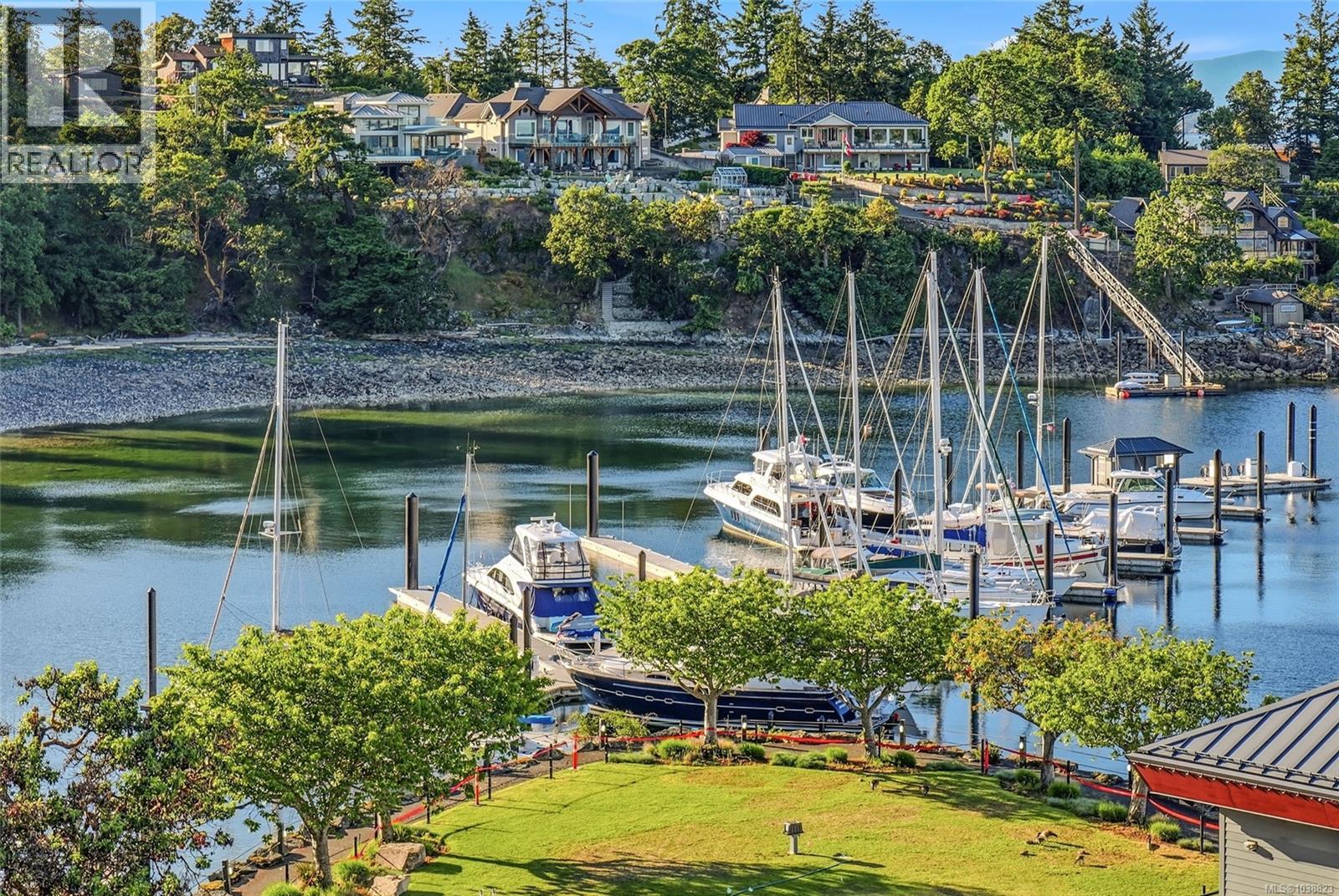502 3529 Dolphin Dr, Nanoose Bay